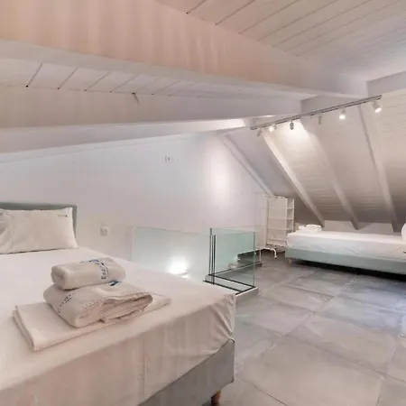 Melodia Maizonette Apartment *
